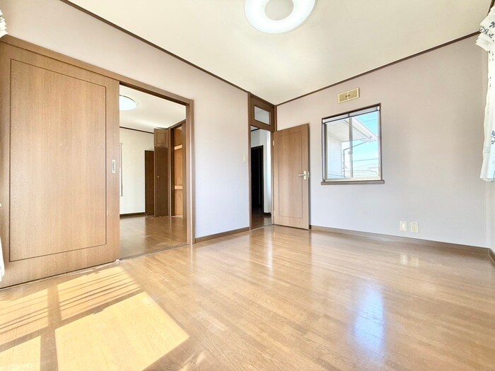 物件内観写真10　(居室)