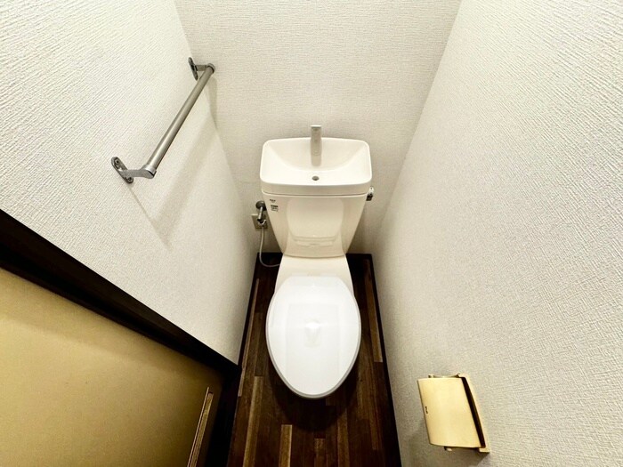 物件内観写真13　(トイレ)
