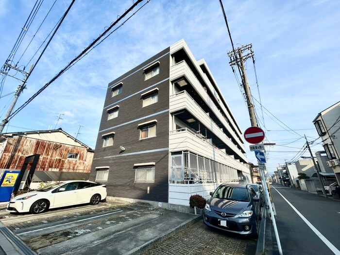 物件外観写真6　(外観写真)