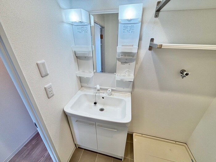 物件内観写真10　(洗面)