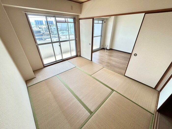 物件内観写真12　(居室)