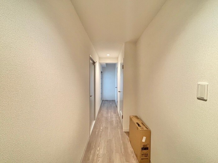 物件内観写真19　(廊下)