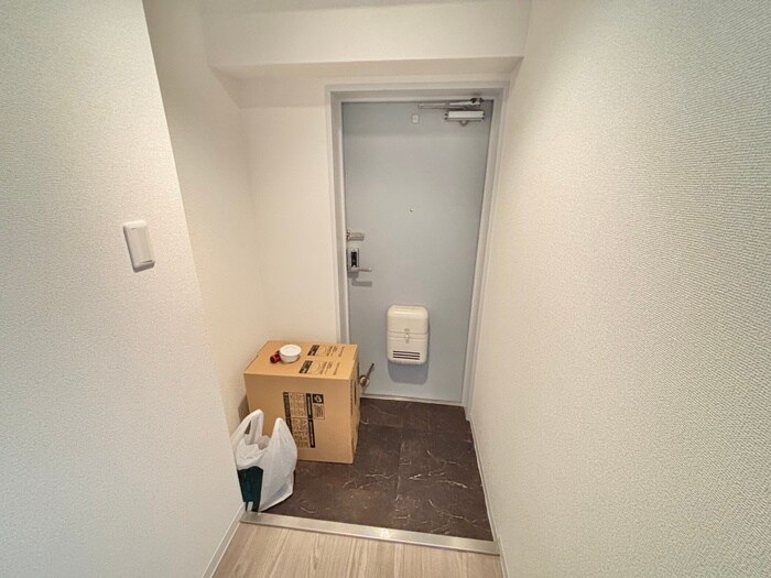 物件内観写真20　(玄関)