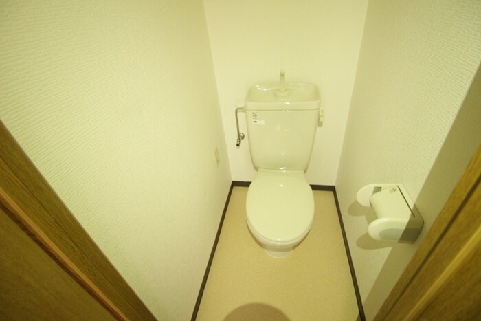 物件内観写真13　(トイレ)