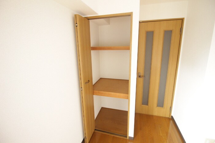 物件内観写真20　(収納)