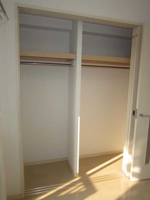 物件内観写真13　(収納)