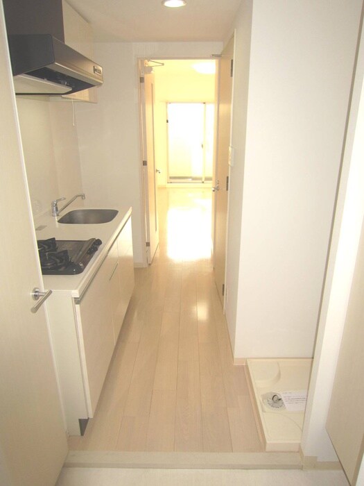 物件内観写真18　(廊下)