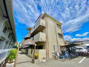 ドミ－ル綾園外観写真
