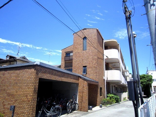 物件外観写真3　(外観写真)