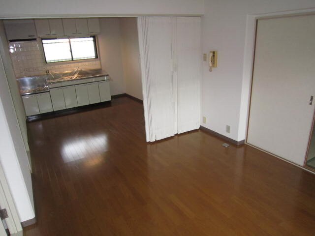 物件内観写真10　(居室)