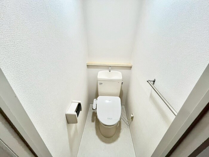 物件内観写真14　(トイレ)