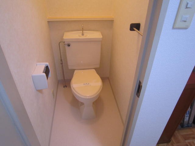 物件内観写真15　(トイレ)