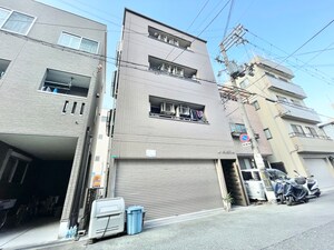 ラ・ベカスビル外観写真
