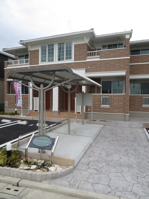 物件外観写真3　(駐輪場)