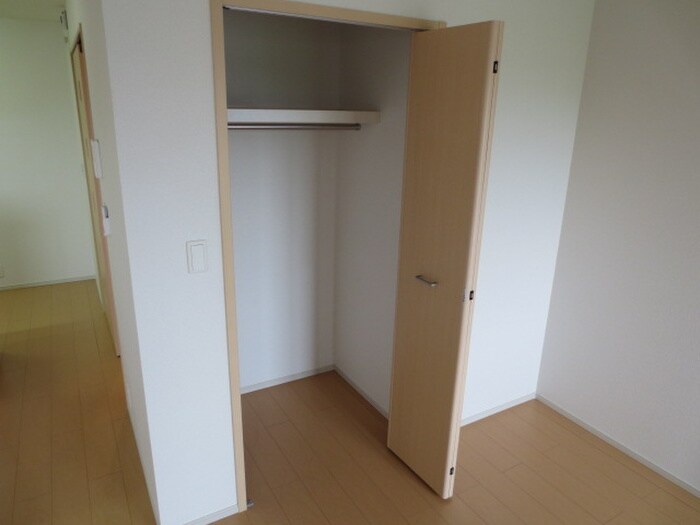 物件内観写真11　(収納)