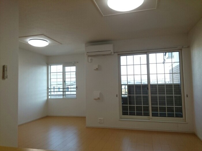 物件内観写真16　(居室)