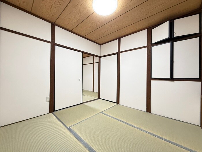 物件内観写真9　(居室)