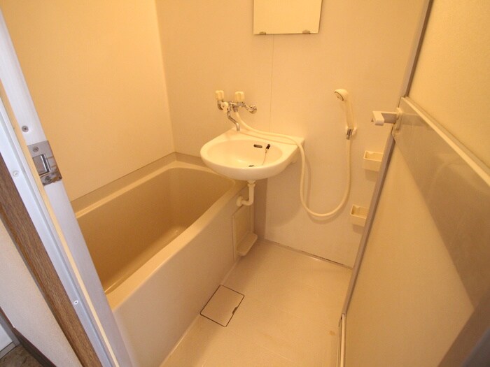 物件内観写真12　(バス／シャワールーム等)