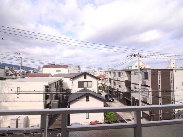 物件内観写真16　(室内からの展望)