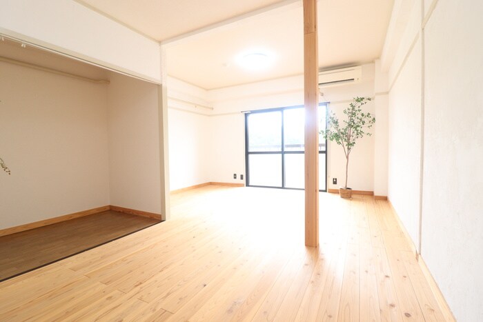 物件内観写真7　(居室)