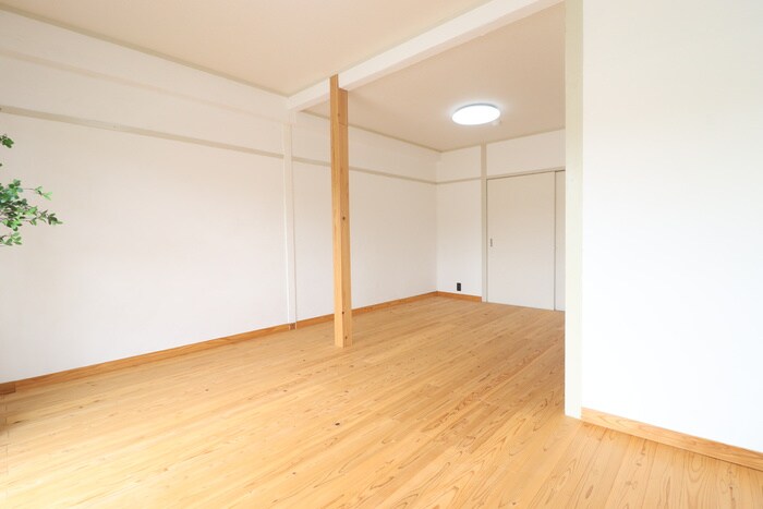 物件内観写真22　(居室)