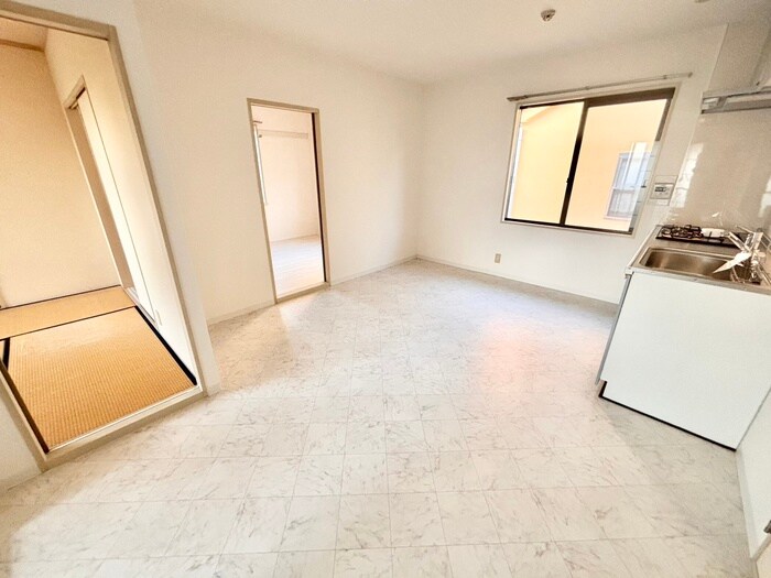 物件内観写真13　(居室)