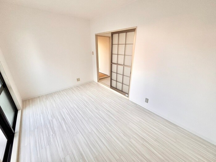 物件内観写真18　(居室)