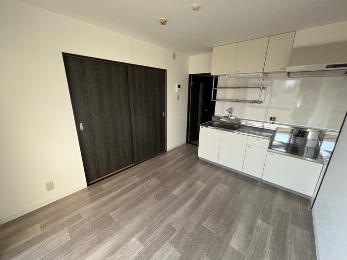 物件内観写真5　(居室)