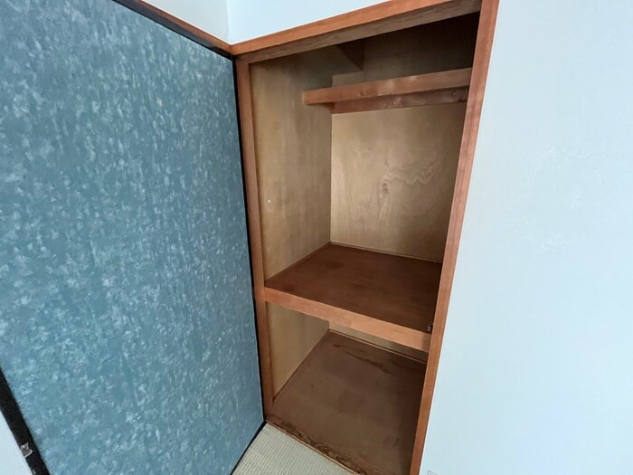 物件内観写真12　(収納)