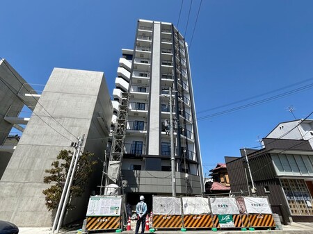 リフレス蛍池外観写真