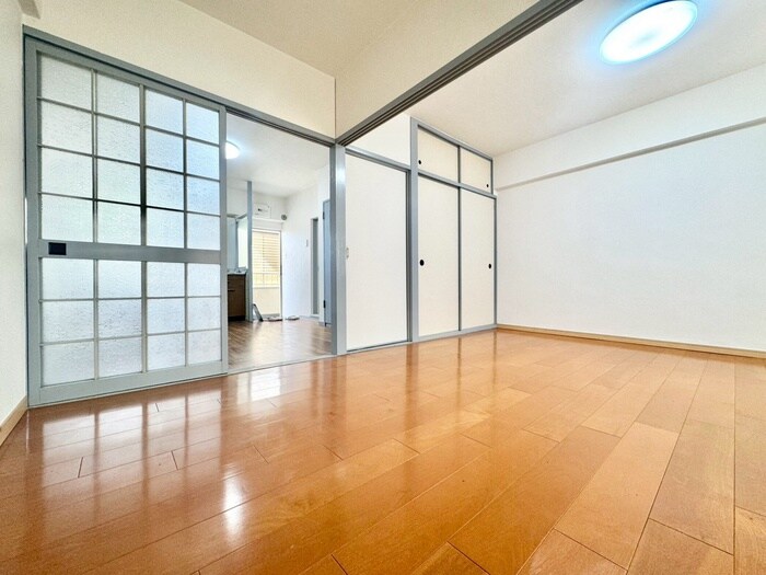 物件内観写真6　(居室)