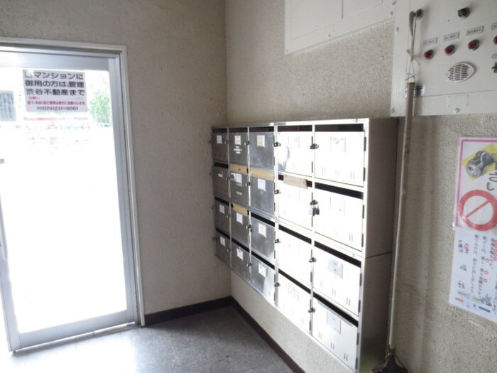 物件外観写真3　(建物設備)