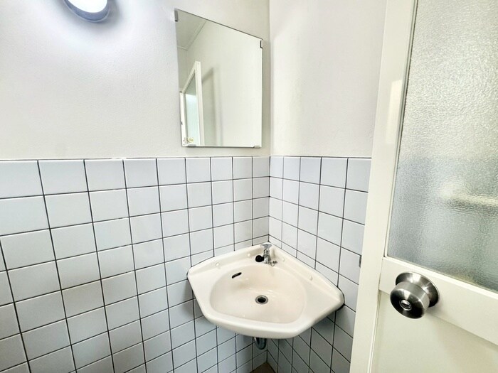 物件内観写真11　(洗面)