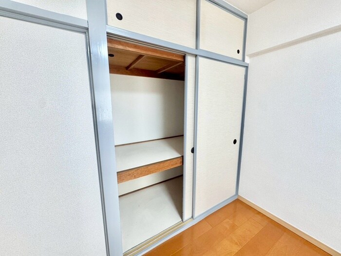 物件内観写真15　(収納)
