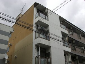シモン堀川外観写真