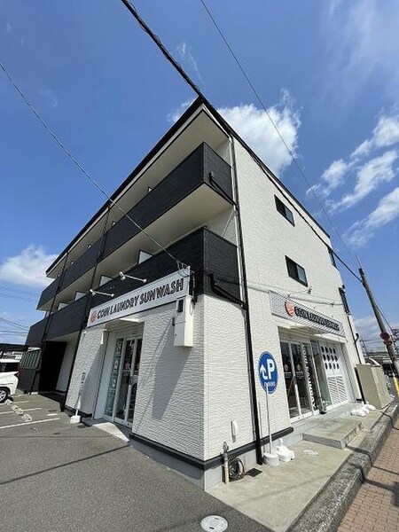 セブンハウス枚方外観写真