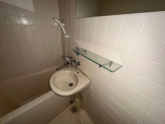 物件内観写真13　(洗面)