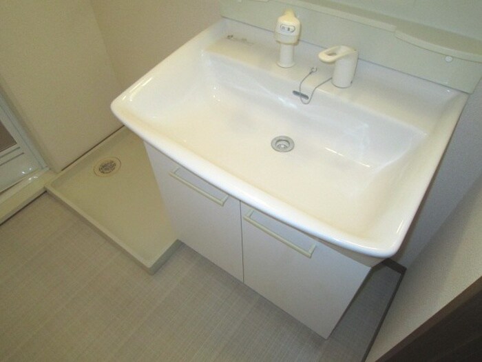 物件内観写真9　(洗面)