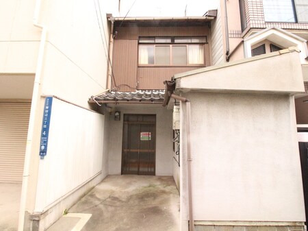 花田貸家外観写真
