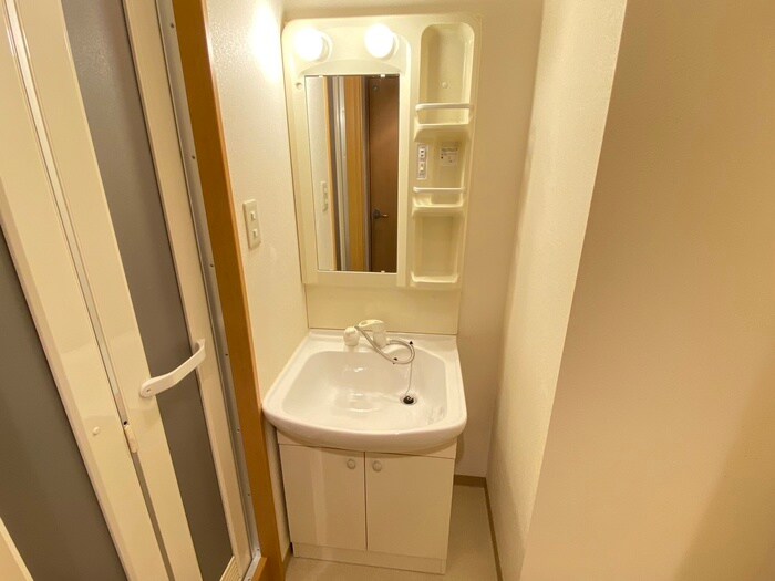 物件内観写真14　(洗面)