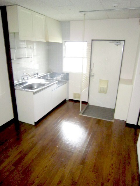 物件内観写真5　(居室)