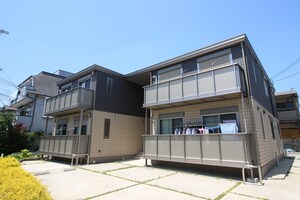 イーストハイムⅢ外観写真