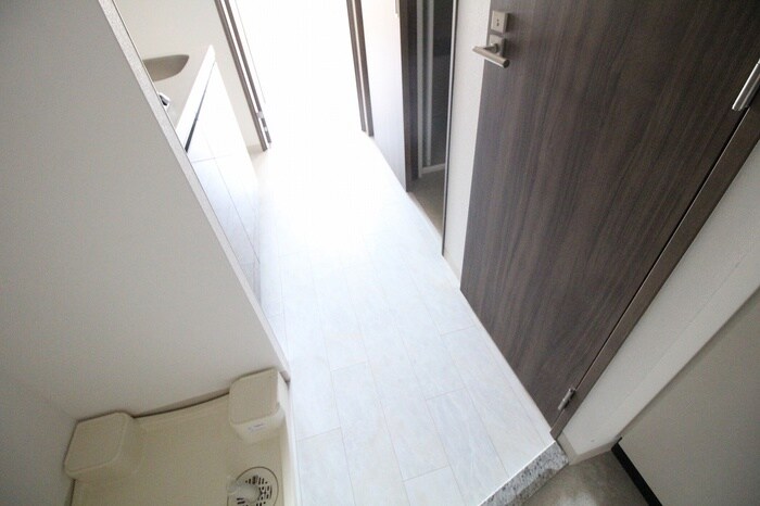 物件内観写真12　(廊下)