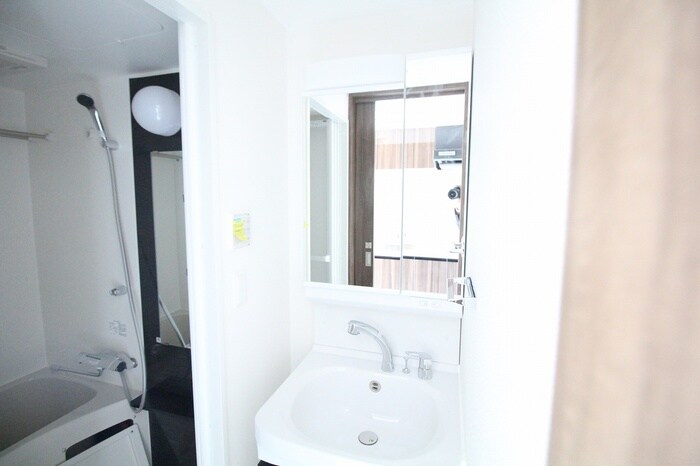 物件内観写真18　(洗面)