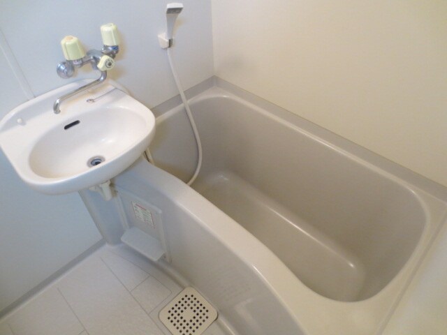 物件内観写真8　(バス／シャワールーム等)