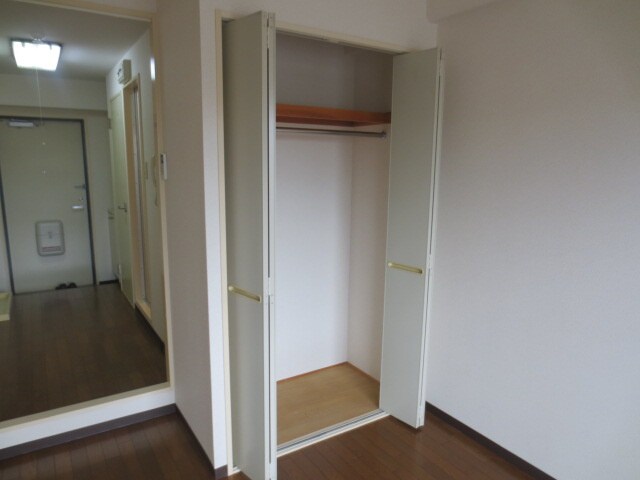 物件内観写真13　(収納)