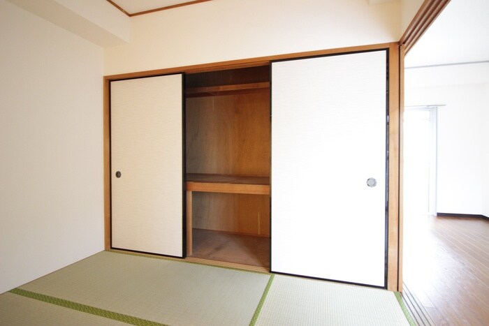 物件内観写真10　(収納)