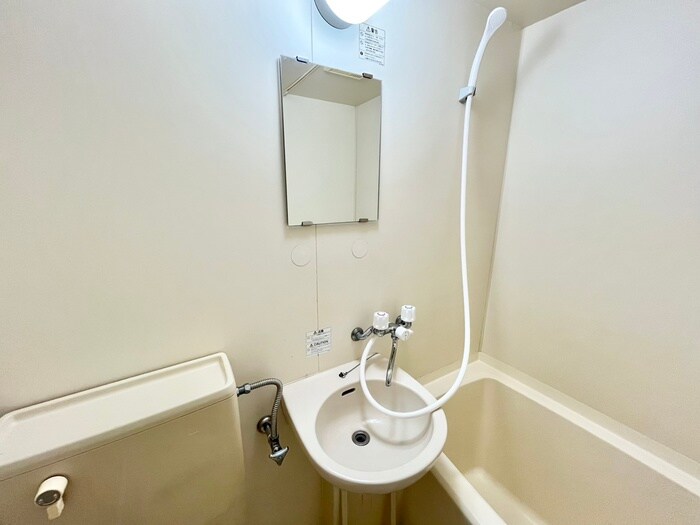 物件内観写真11　(洗面)