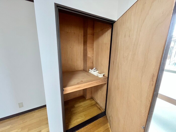 物件内観写真15　(収納)