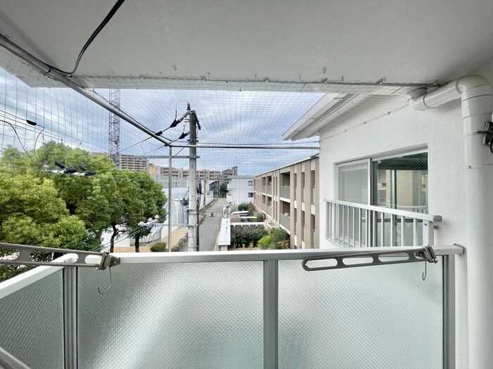 物件内観写真19　(室内からの展望)